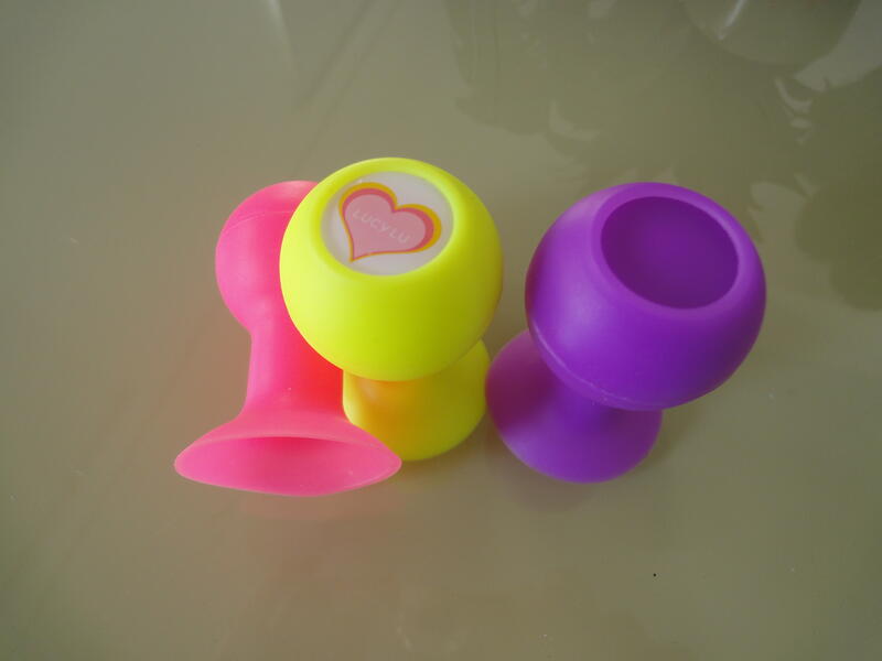 Mobile phone holders Mobile phone holders
