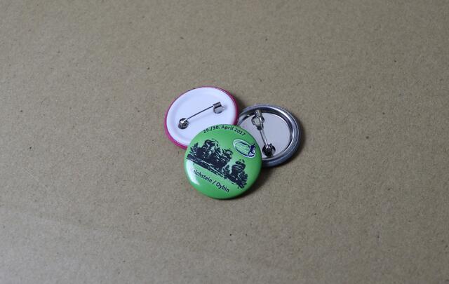 Metalen button medium image